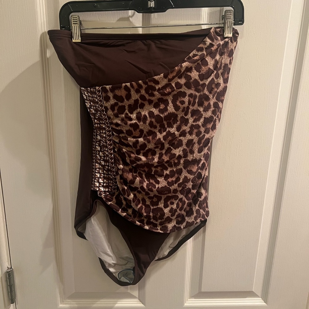 NWOT leopard 🐆 one piece (14)